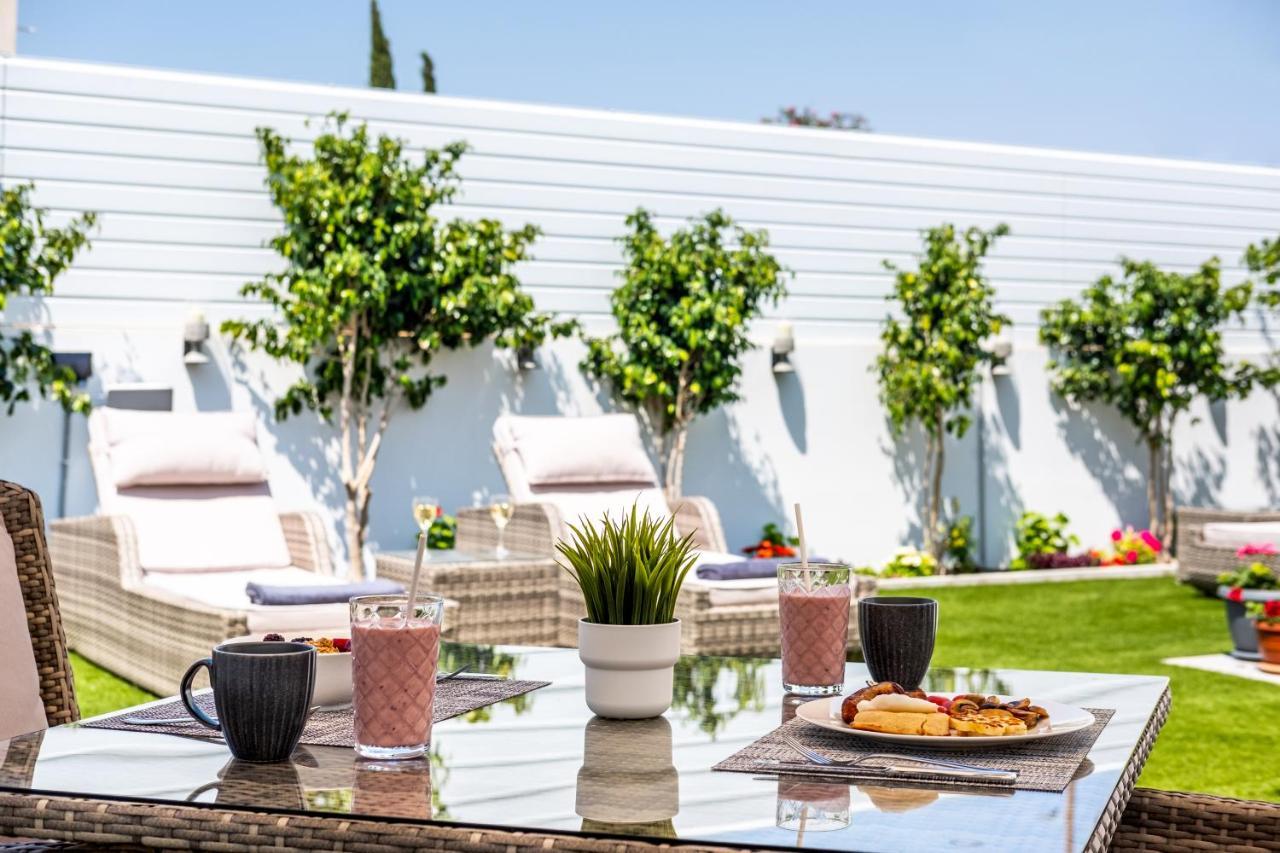 Rooms At Villa Amour Cyprus 보로클리니 외부 사진