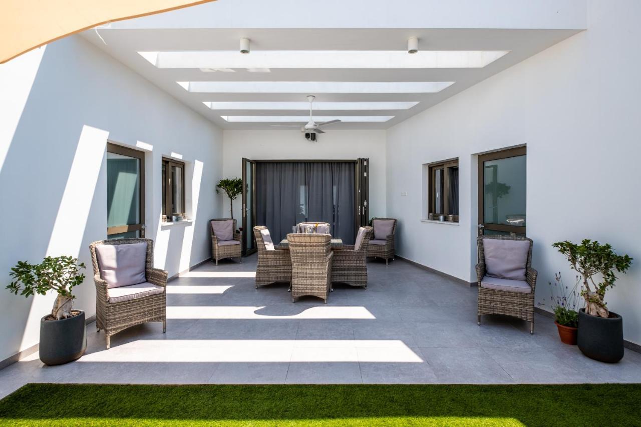 Rooms At Villa Amour Cyprus 보로클리니 외부 사진